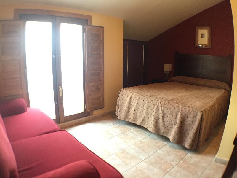 La Trufa Negra Apartamentos Teruel Bagian luar foto