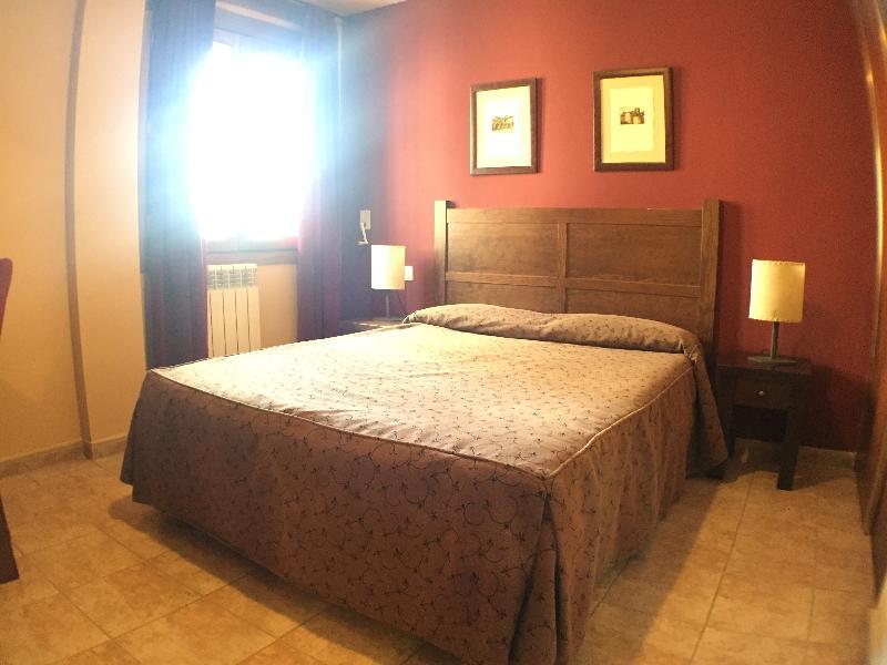 La Trufa Negra Apartamentos Teruel Bagian luar foto